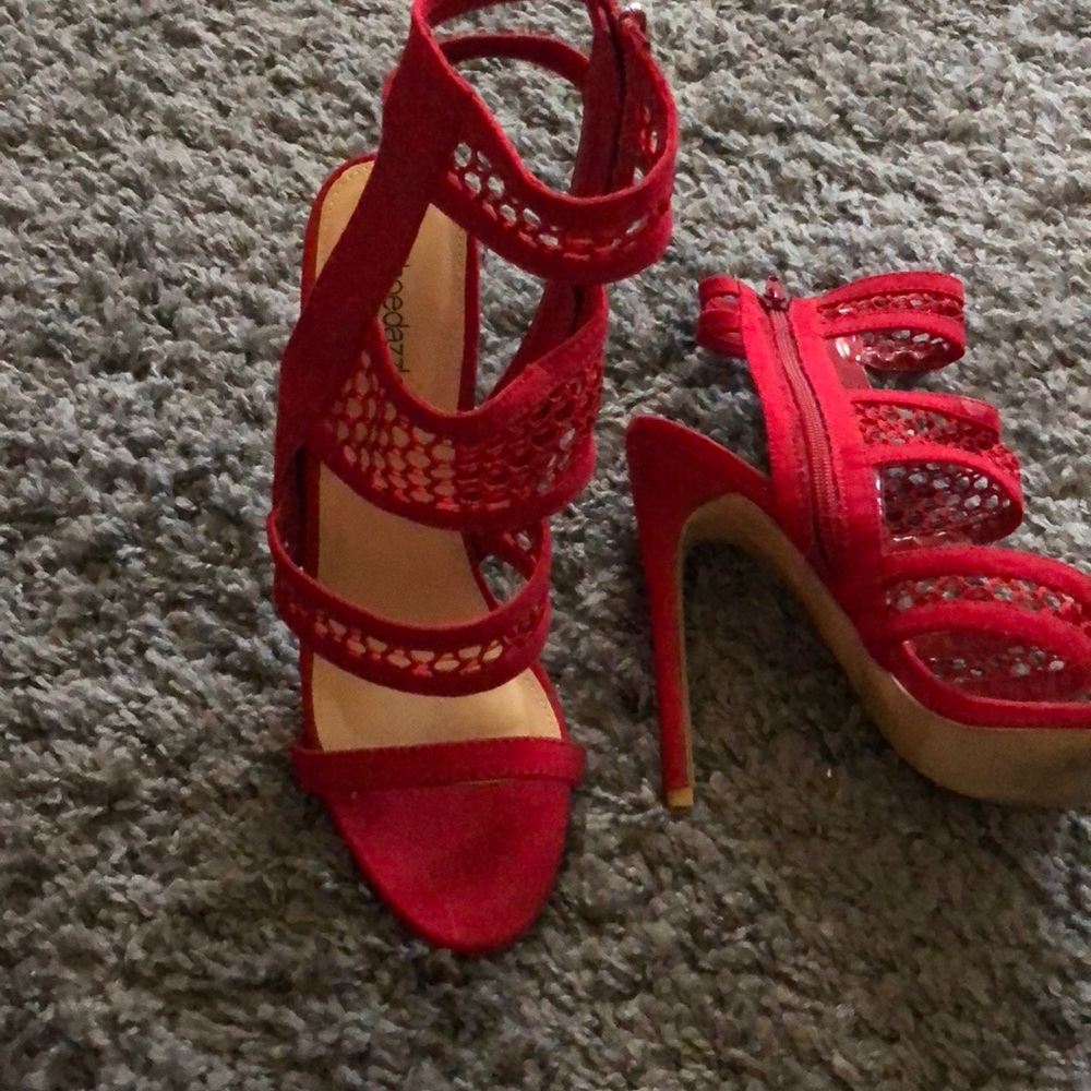 Red Hot!!! - Picture 3 of 5